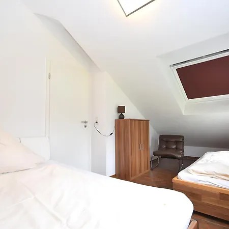 2 Separate Mit Balkon An Der Skipiste